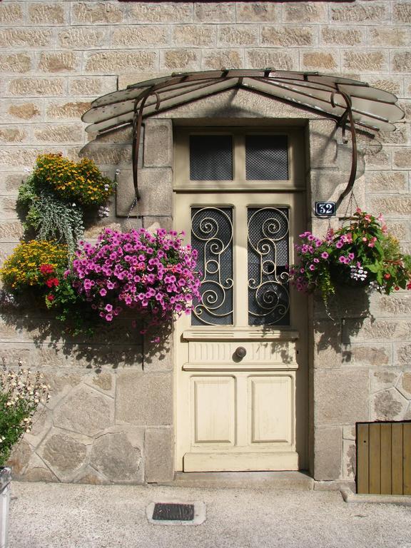 Chambre D'Hotes Des Monedieres Bed & Breakfast Treignac Dış mekan fotoğraf